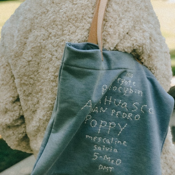 NWOT Stoned Immaculate X Jenean Jenean embroidered journey tote bag - Picture 6 of 14